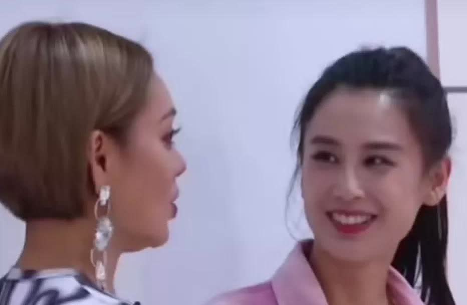 惊！预感杨子黄圣依要复婚！不是因为深情挽留，竟是因为亲妈？！据说黄圣依和杨子分开
