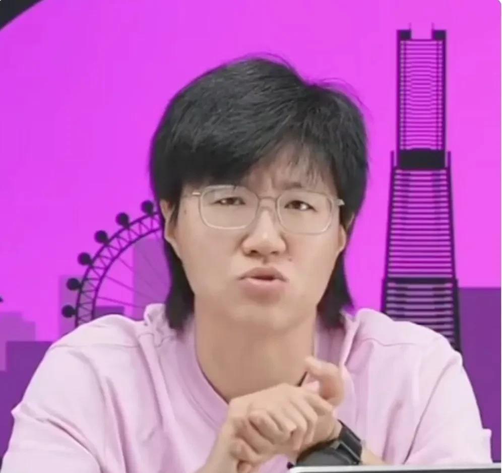 郭德纲直播又来分析莎莎对阵桥本帆乃香的球情了！
1.打状态超好的桥本莎莎不存在任