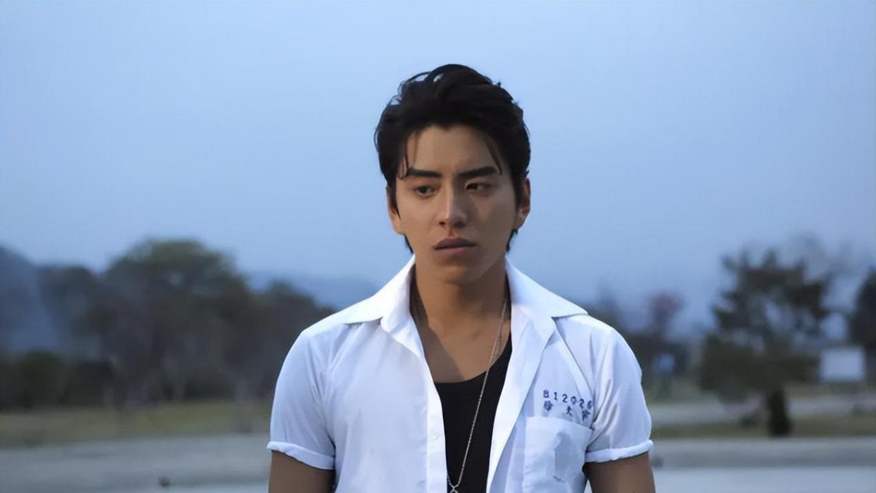 一波未平一波又起！逃兵役后又杀人未遂，这次他的富豪爸爸该如何