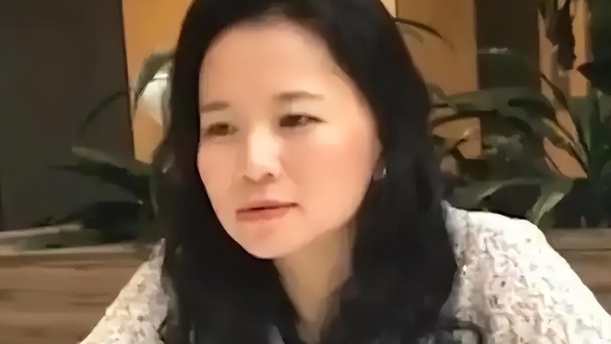 被逮捕的四位央视主持人，个个都沦落到阶下囚，最严重的出卖国家