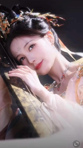 突然发现，李一桐这几年几乎无缝进组，但貌似没怎么播剧，对她上一部剧的印象还是《狂