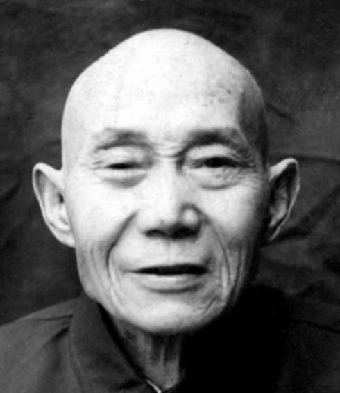 [太阳]1940年5月，地下党吴凤翔“叛变”，当场杀了一共产党卧底，日军满心欢喜