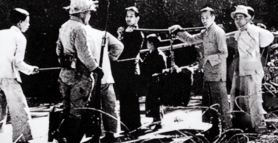 1940年，张海山被捕，他当即供出宋瀛洲等人，特务立即逮捕了宋瀛洲。宋瀛洲一开始