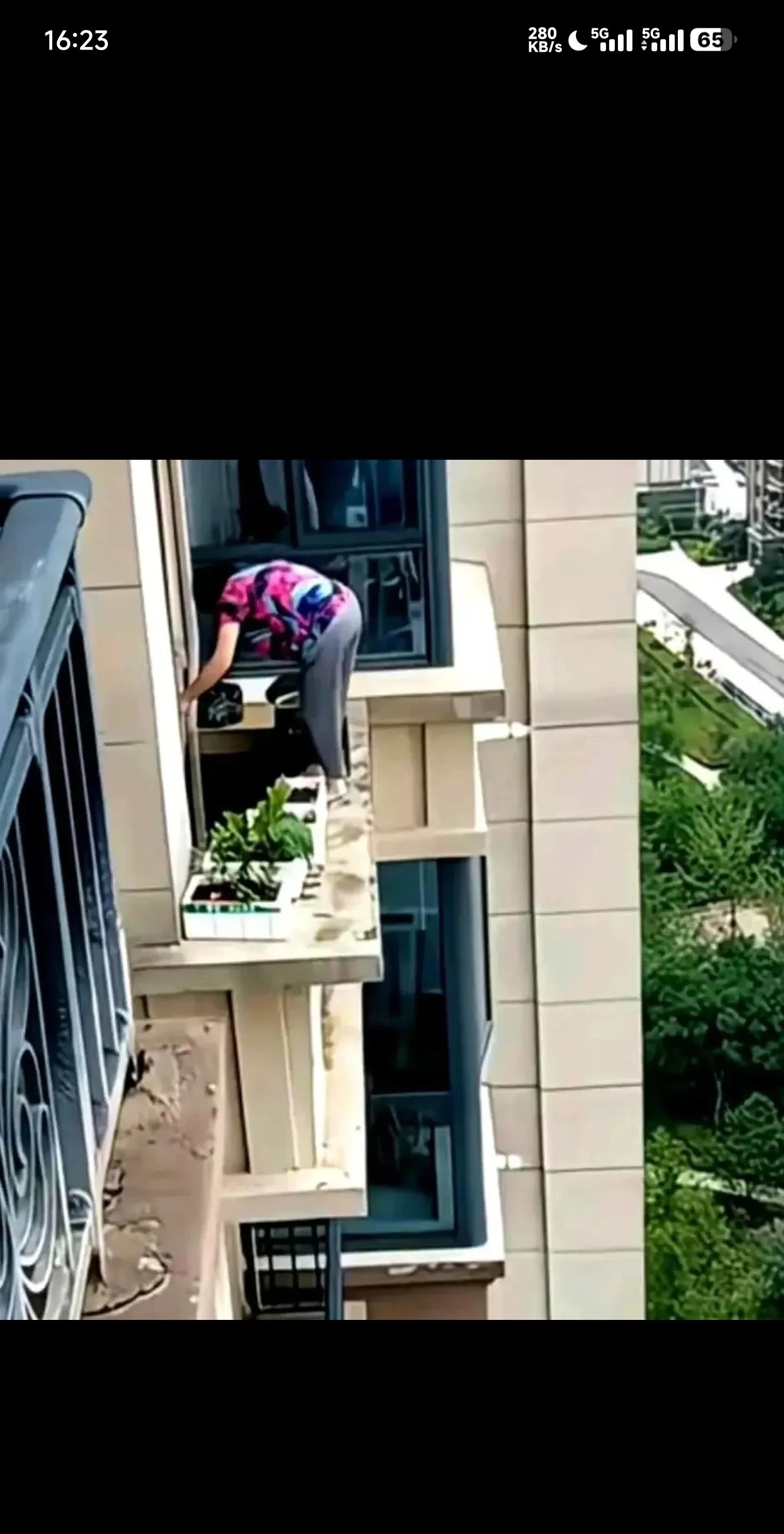 物业不作为啊。
