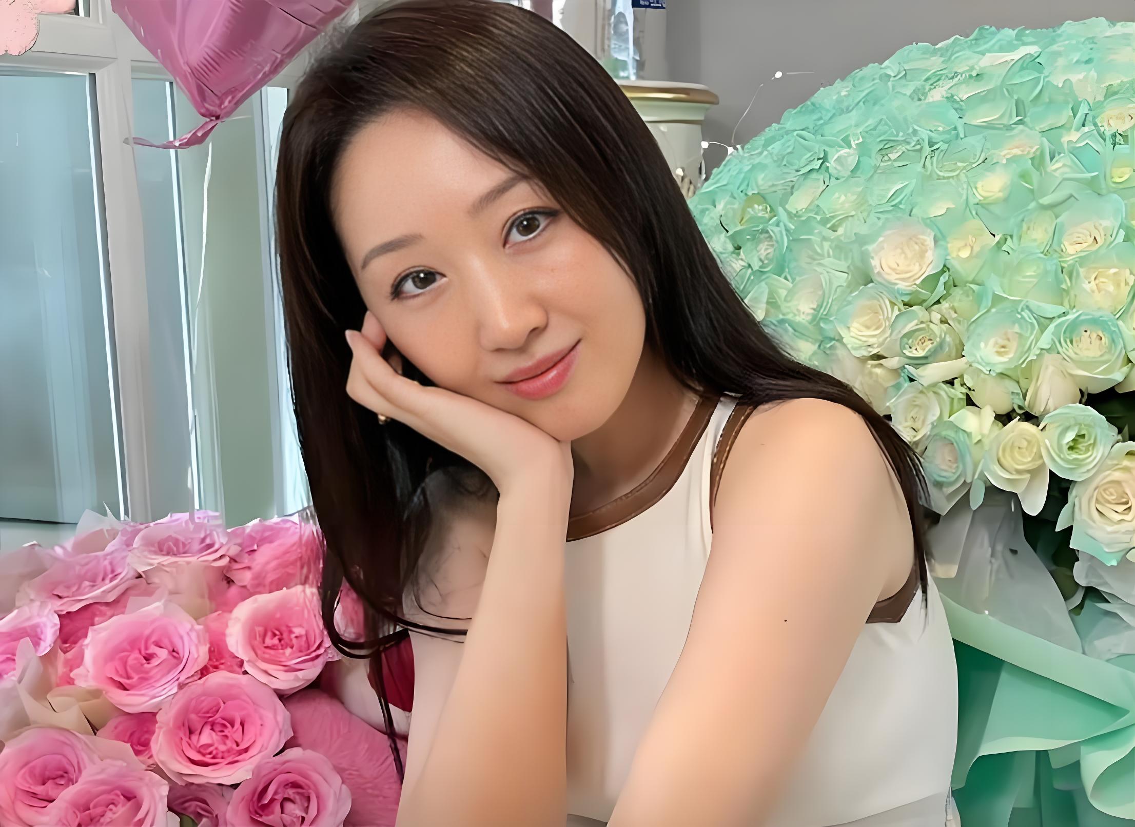 杨钰莹毛宁金童玉女意难平! 54 岁生日状态惊艳引回忆杀