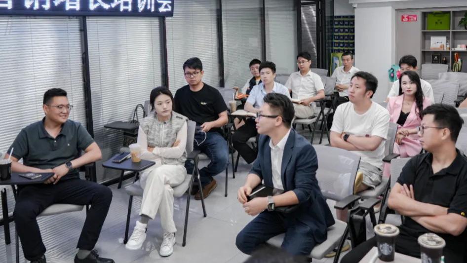 巨懂车副总裁带队莅临膜一姐交流，共商汽车后市场的趋势与机遇