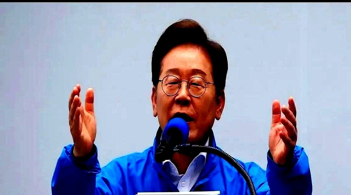 李在明要和朝鲜对话





---





新官上任三把火，这头一把火直接烧