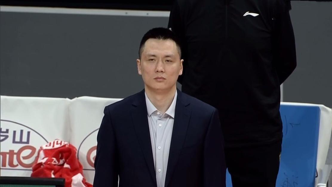 上海险胜吉林，李添荣狂飙7记三分