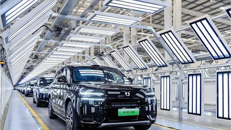 上大电池+减重！全球新能源销量第一的比亚迪，还要进化？