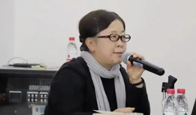 “南京大屠杀根本没有30万人”大学教授梁艳萍不但多次在课堂上公开否定日本侵华，还