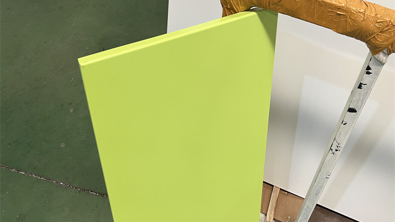 一文看懂烤瓷钢板的特点与应用场景