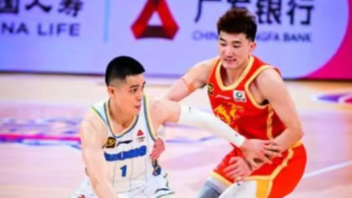 广厦队G2大调整，王博指导有信心，孙铭徽改变打法是关键