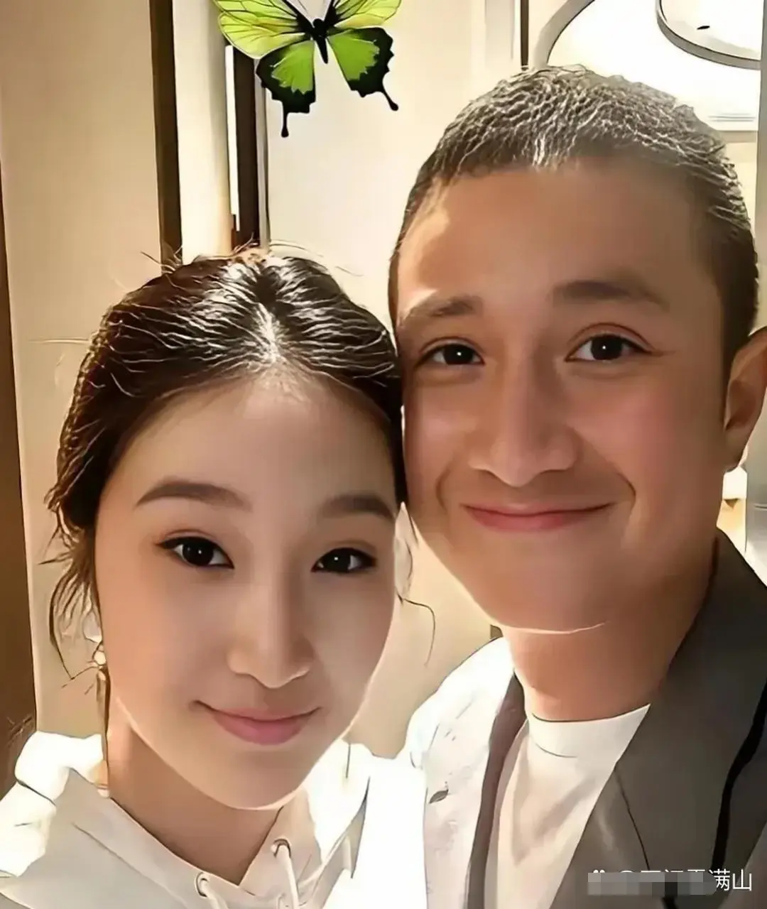 马伊琍的女儿长了一张马脸啊，这脸真长。