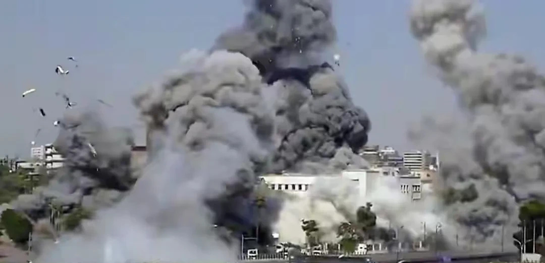 以色列真横 炸完加沙又炸叙利亚











叙利亚这地方，本来就破破烂