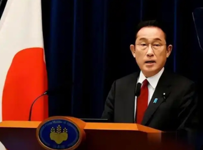 日本退役少将山本一郎近日在接受《朝日新闻》专访时抛出一则震撼性预言：中日两国在东