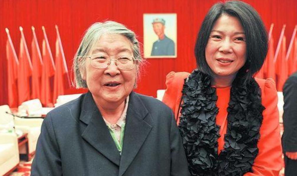 李敏从小就知道自己的身份和别人不太一样，但真正懂得这份特殊意味着什么，却是后来的