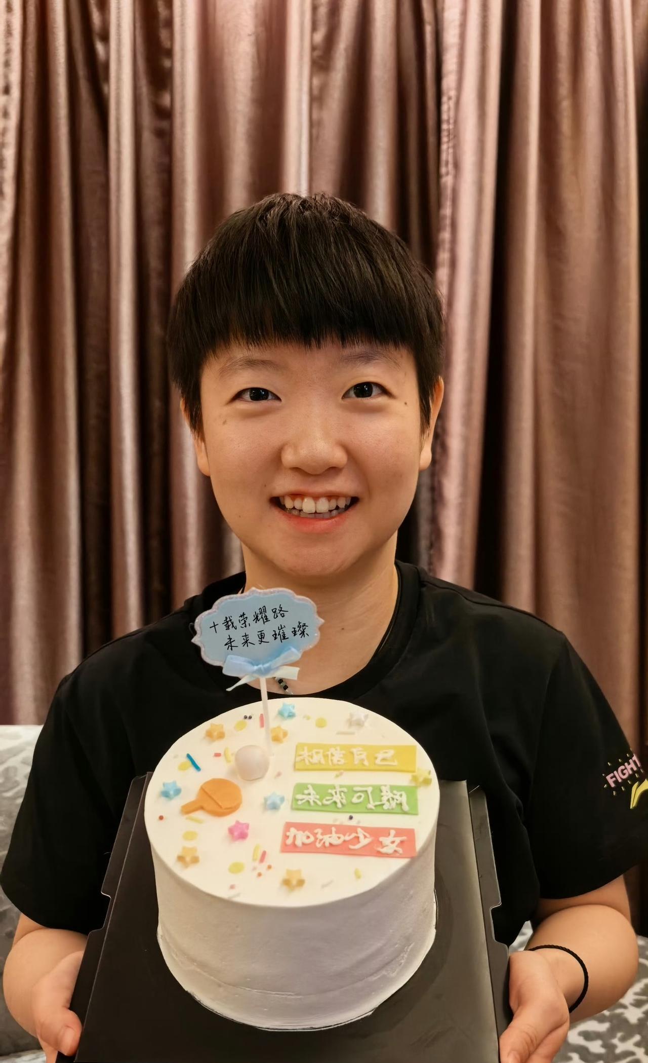 楚钦：名分要自己挣！
莎莎：我是孙大勇！
今天9月1日14点24莎莎发了一条博文