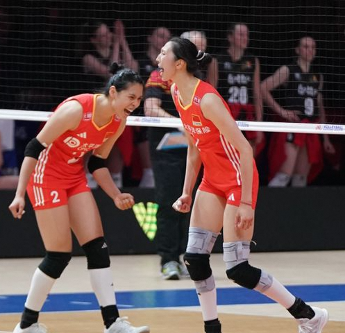 中国女排3 - 0比利时 6人满分3人良好 新周期开门红