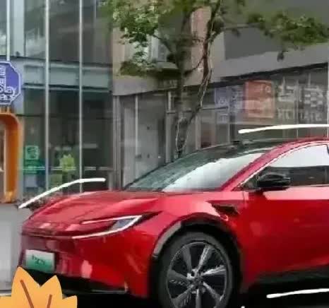 听到一个好消息说

买燃油汽车明年一月以后买

买新能源汽车七月以后买
