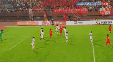#U16国足1比1日本U16#也就是在这个年龄级别，中国男足还能和日本的国字号球