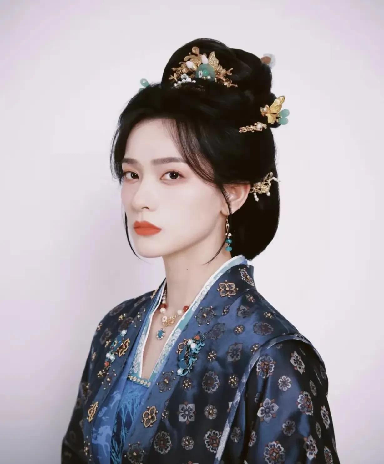 《朝雪录》原著之庞夫人
庞夫人娘家姓常，原是定州城首富常家之女，家族经营的产业很