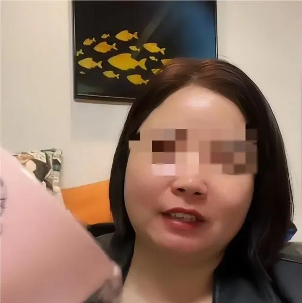 狂嫂说话又在给她大娘二伯挖坑 ，自己认为说话说到别人痛处了 ，揭露了别人，反而让