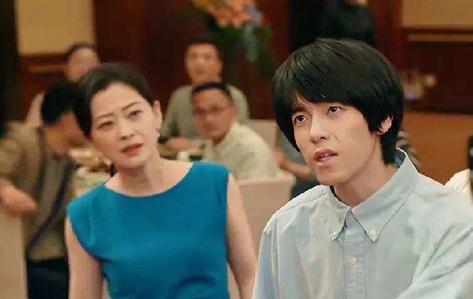 《我的后半生》
剧中最没安全感的两个人出炉了…
第一个是刘丽娜，自从公公找了连护