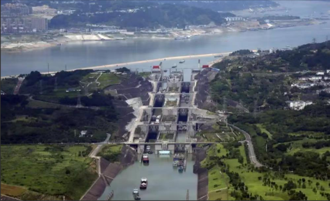 三峡大坝“账本”曝光：运行了 20 余年，2500 亿投入如今回本了吗？当年的三