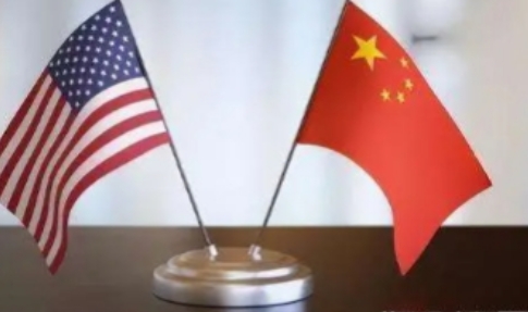 中美贸易战已经变味儿了！现在早不是“买多少芯片、加多少税”的账本问题了。美国真正