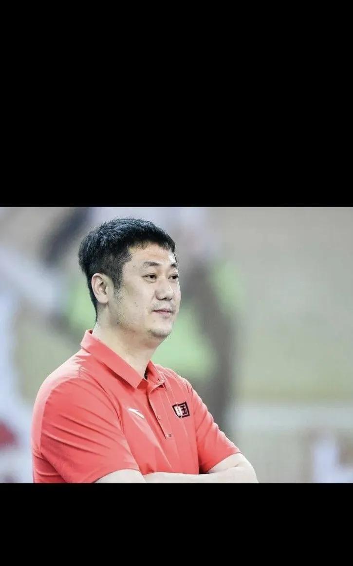 赵勇比郎平、蔡斌高明睿智的多！
赵勇在不被人看好的情况下走马上任中国女排主教练，