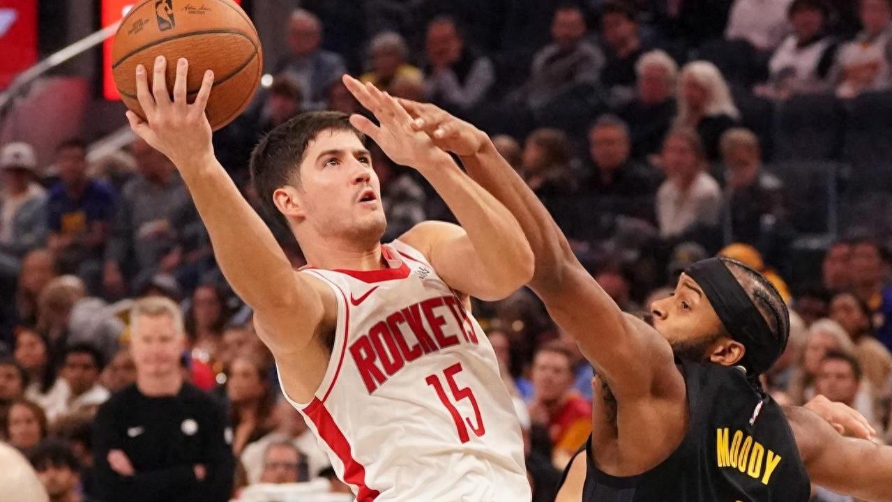 自研库里享受老大待遇，生涯夜全方位压制本尊，赛后正式表态