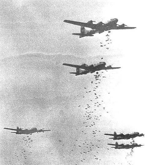 1945年，美军轰炸东京半年，然而却收效甚微，这时指挥官李梅突然想出了一个办法：