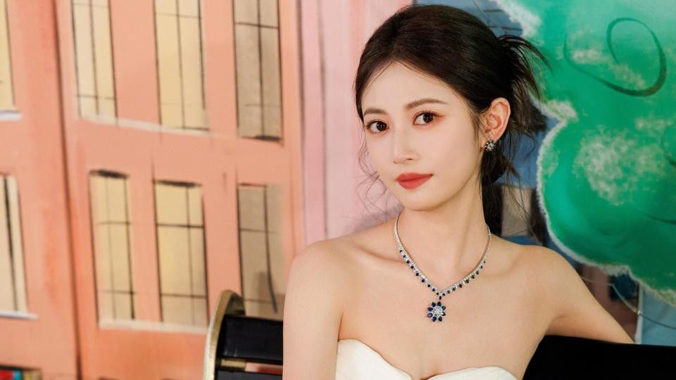 陈钰琪这身材直接杀疯了！38岁状态惊艳全网，自律才是硬底气！