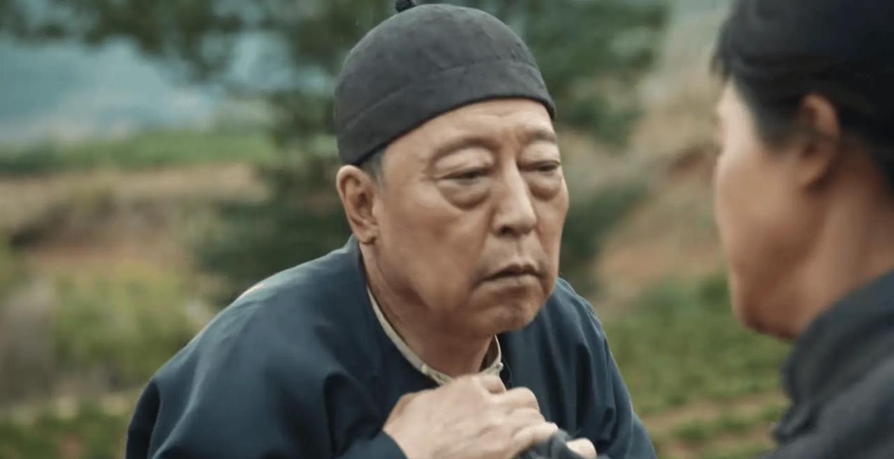 《生万物》不会告诉你，一份地主老爷的“功劳簿”
最近电视剧《生万物》火了，有朋友