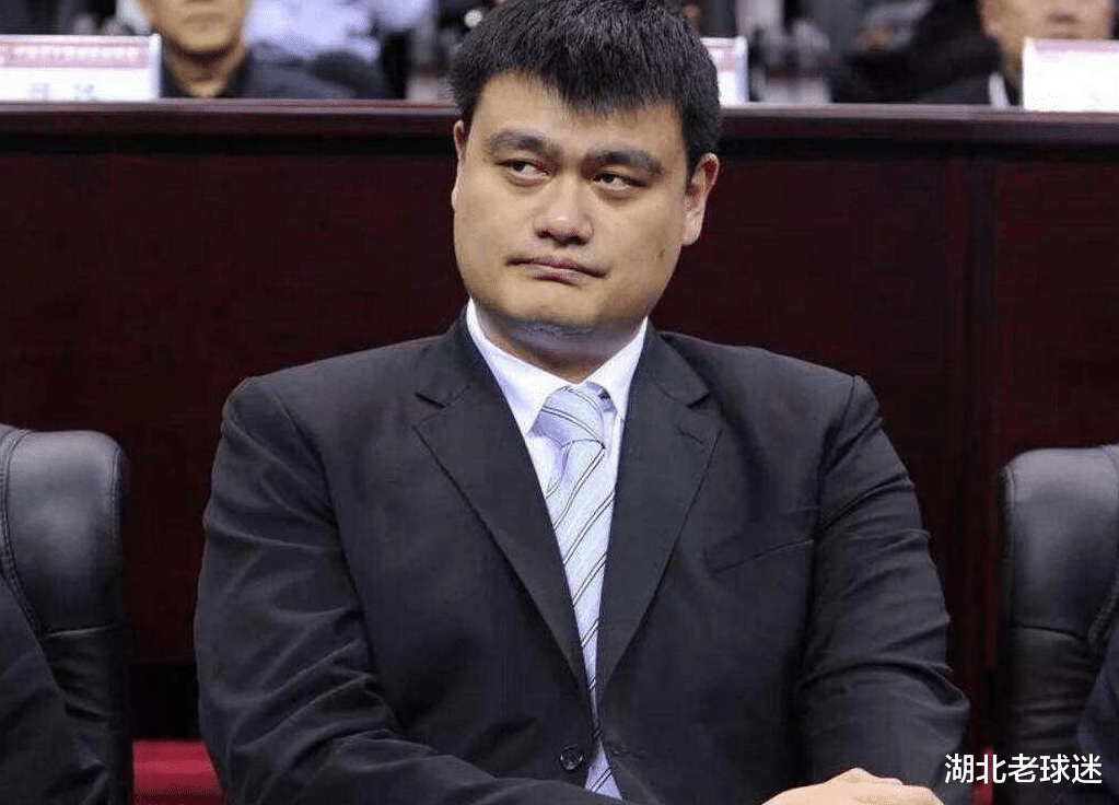 官宣离开！姚明娇妻做出重要决定，叶莉坚守8年后最终退出