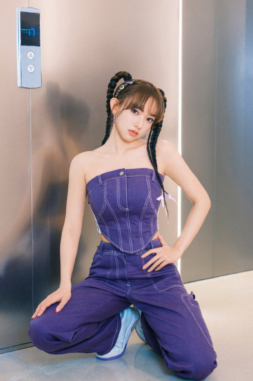 程潇的蓝色小妆造，感觉是超可以的，nice！ 