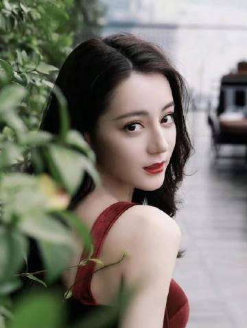 #刘亦菲主C杨幂宋佳副C# 官宣顺序是：李庚希、文淇、张子枫、迪丽热巴、马思纯、