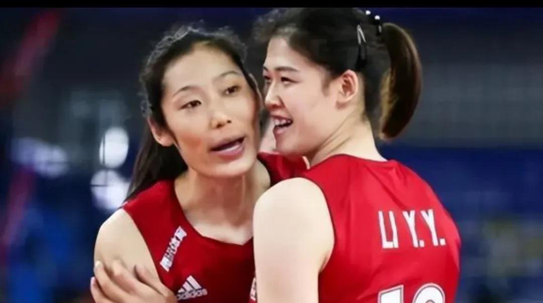 #中国女排历史上最厉害的主攻是谁#
1，朱婷
2， 郎平
3，张容芳
4，李盈莹