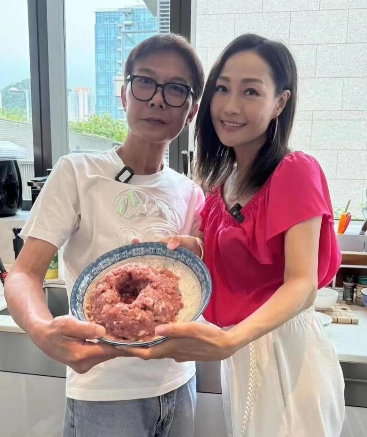 当年他说的经典台词“我命不由天”红极一时，虽然没有大紫大红起来，但演技好，不输陈