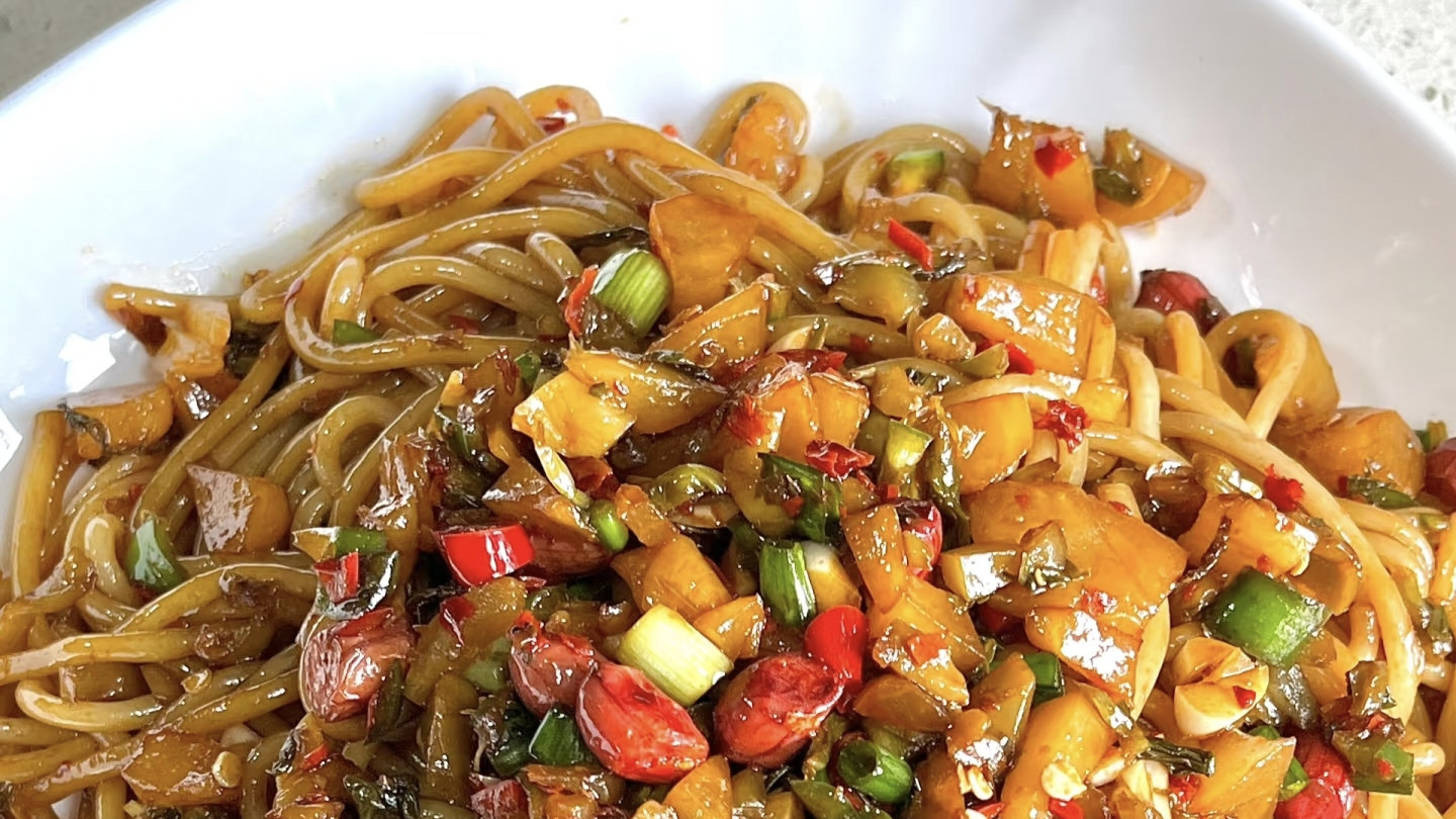 南昌拌粉：一碗嗦进灵魂的烟火气