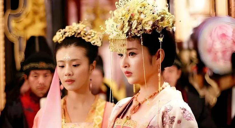 “和慕夫人：东汉的智慧女神，颠覆历史的传奇！”
大家好，今天我们来聊聊一位非常特