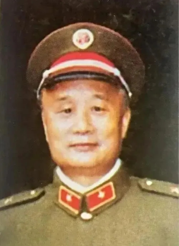 1979年，许世友要求163师师长边贵祥放了越南俘虏，谁知边贵祥态度坚定，直接拒