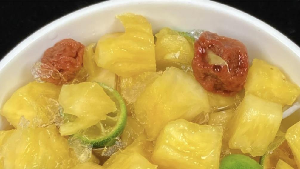 话梅菠萝冰：清甜咸香的神仙搭配，夏日解暑必备！