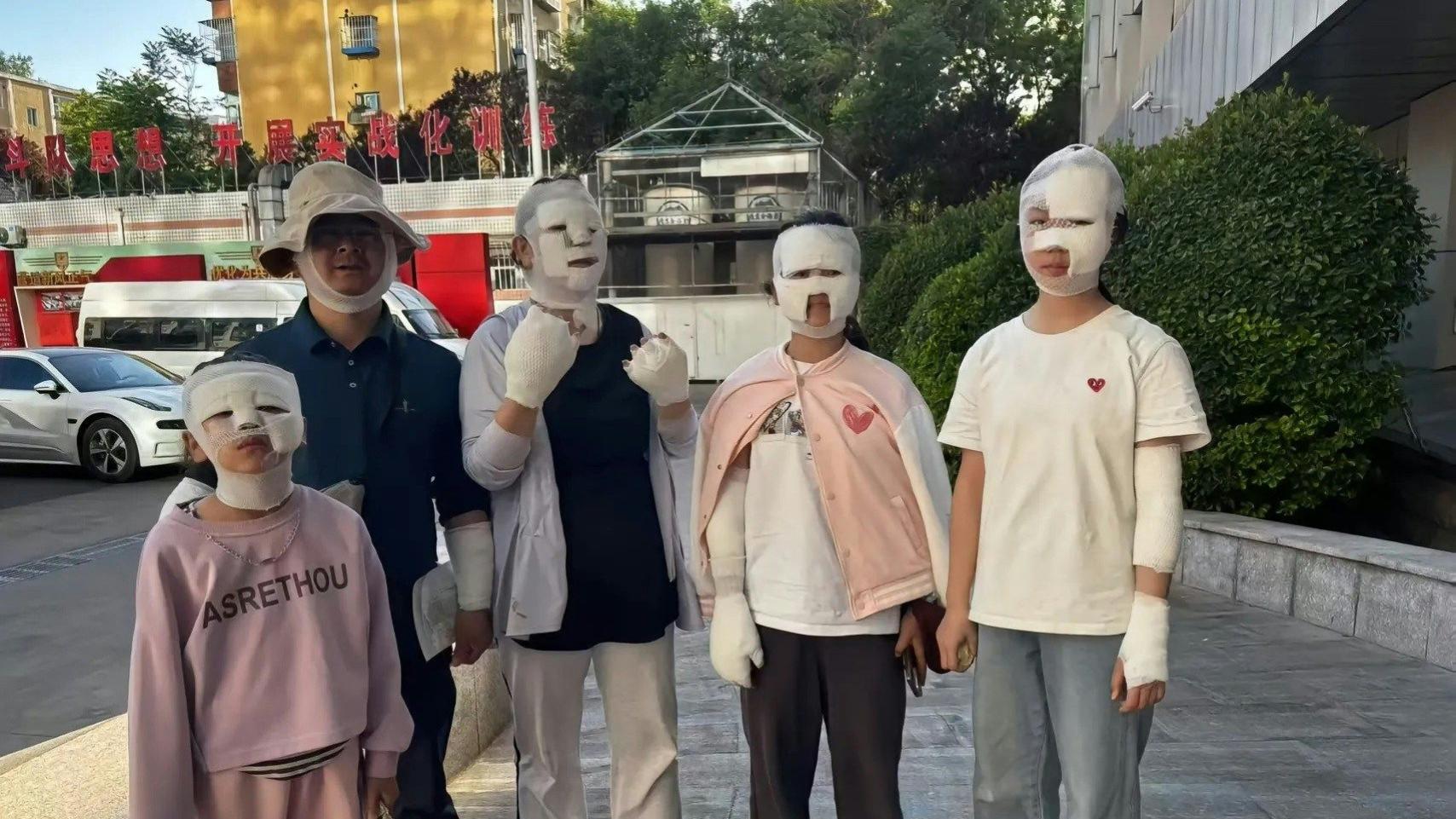 北京两家人郊外烧烤遭遇横祸 卡式炉爆炸致七人受伤