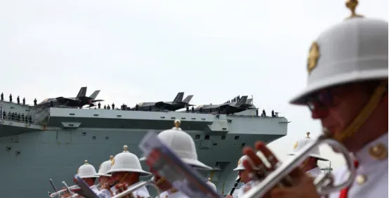 英国佬想搞事？南海台海撒野？











英国佬最近跳得欢，又是战略又