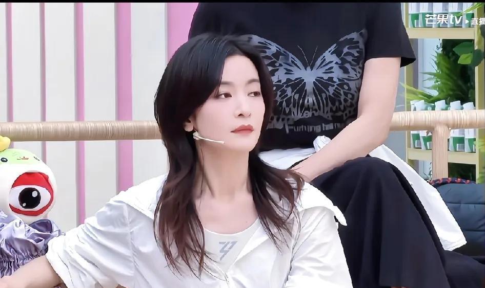 从边缘人到单独机位！李晟的不知所措令人看着心疼！
芒果台这次真的是暴露真面目了！