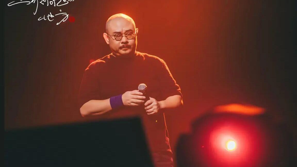 刀郎背后的故事：从罗林到“刀神”，音乐与人生的传奇交织