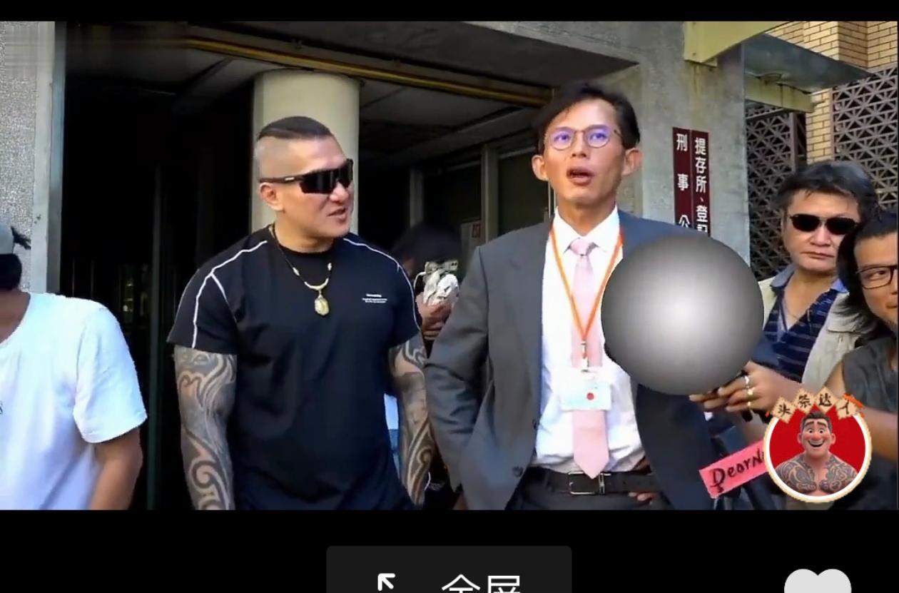 近期看湾湾切片视频多了发现湾湾人的气质怪怪的。
说不上来是哪不对劲，反正就是怪怪