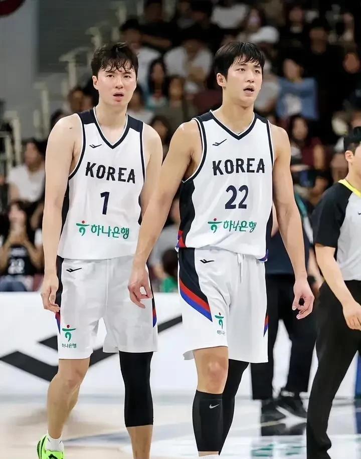 一觉醒来，韩国男篮赢黎巴嫩
这结果真让人没想到，
才发现最大变数是因为
22记三