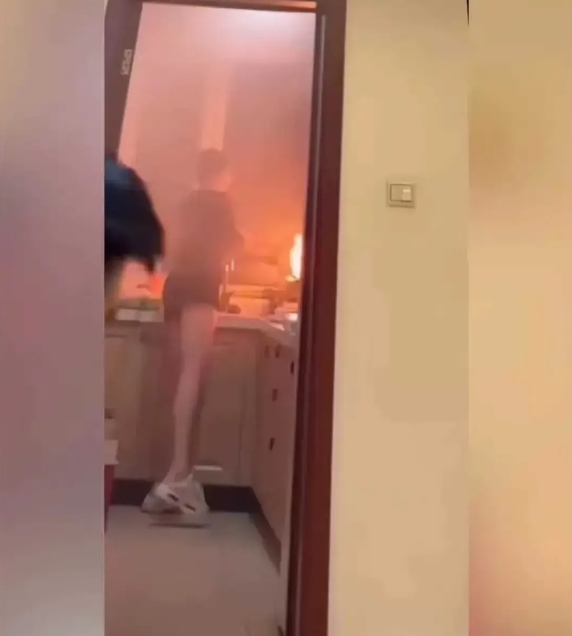 娶了这么好的媳妇还会炼丹，啥好事都便宜你了